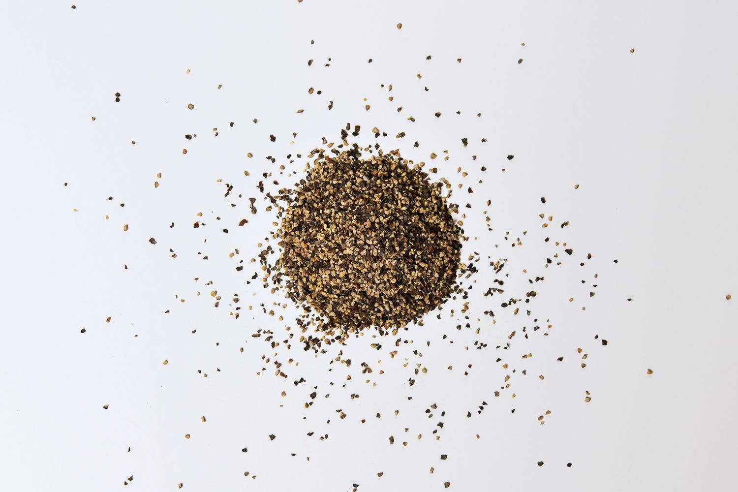 Cracked Peppercorns - Applewood Smoked - 2.5 oz - Image 4