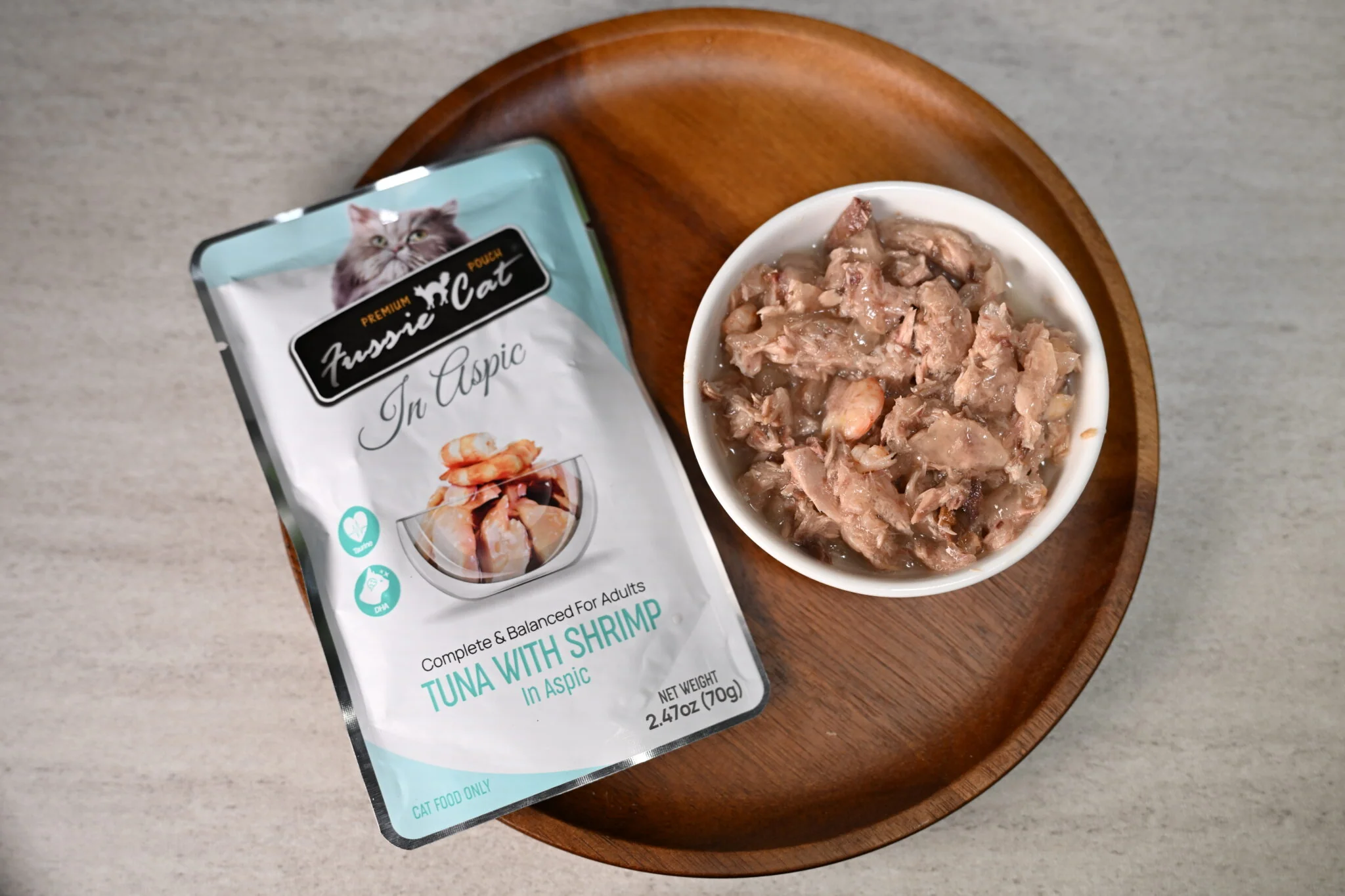 Fussie Cat Tuna with Shrimp in Aspic Recipe Cat Food, 2.47oz pouch - Image 2